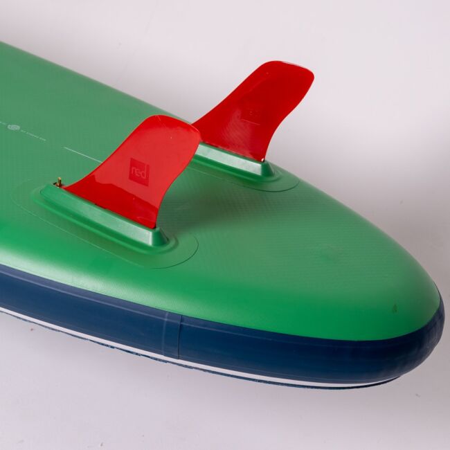 Red Paddle Co, 12´6 Voyager MSL, SUP-bräda - Paket - Red Paddle Co Voyager 12.6 fenor bak under