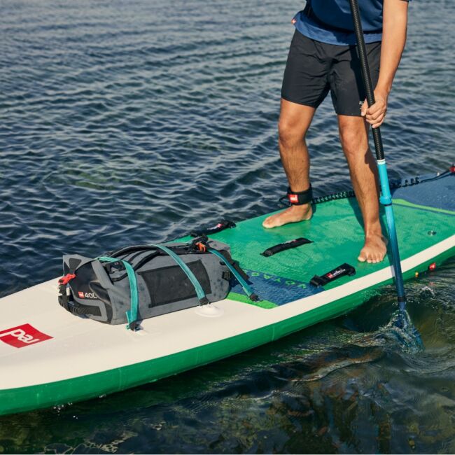 Red Paddle Co, 13´2 Voyager MSL, SUP-bräda - Paket - Red Paddle Co Voyager lifestyle
